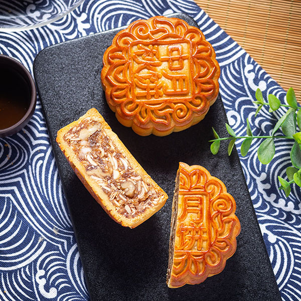 Customized Jinhua Ham and Five Kernel Mooncakes